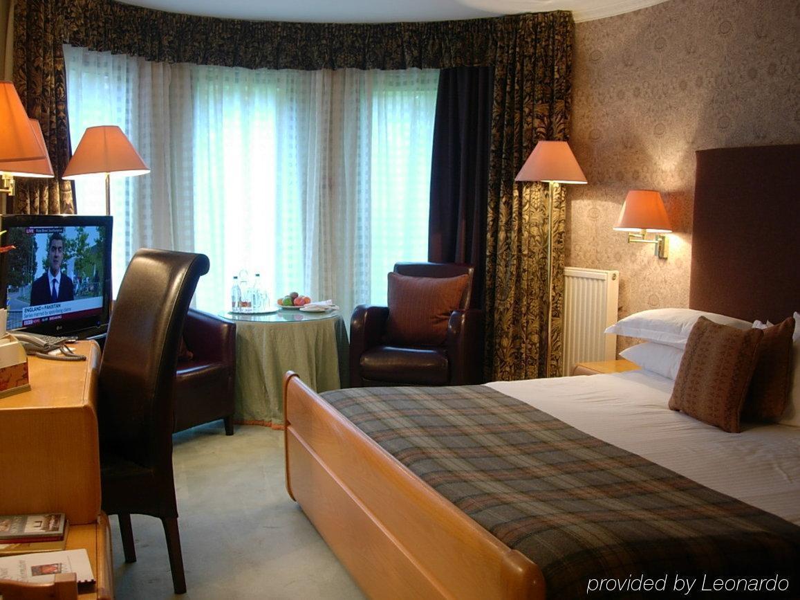 Roman Camp Country House Hotel Календер Номер фото